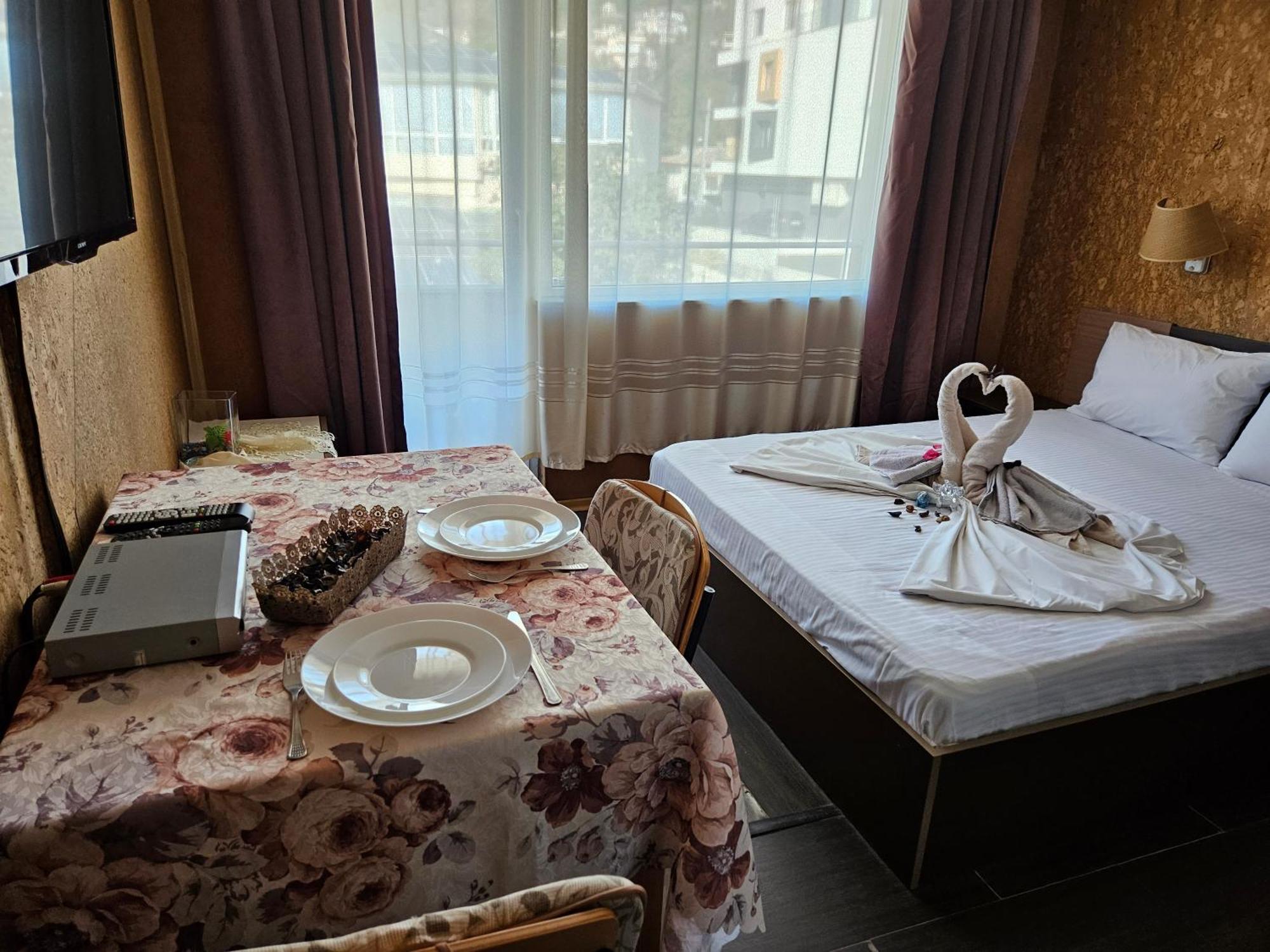 Paralax Hotel فارنا المظهر الخارجي الصورة